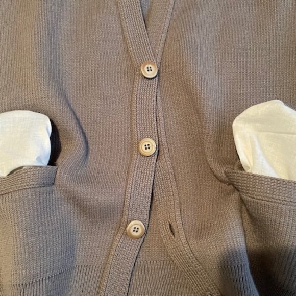 Grandfather Cardigan VTG Moores (mde in Canada ) taupe/dk beige sweater Sz L - Picture 15 of 15